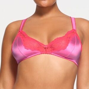 NWT Skims satin and lace stretch neon orchid bra - small